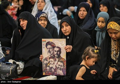 مراسم سالگرد شهدای خدمت در حرم شاهچراغ (ع)