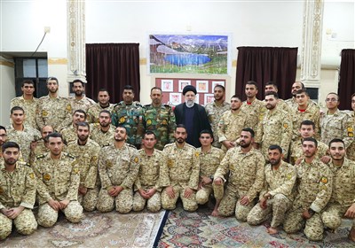 شهيد،شب،سربازان،پادگان،جمهور،رئيسي،رئيس،گرگان،حضور،يلدا،ساده ...