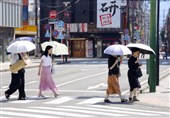 Intense Heat Grips Eastern, Western Japan
