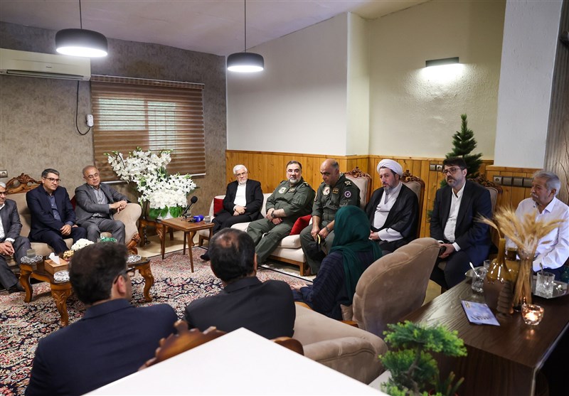  عارف: اجازه تضییع حقوق خانواده جانباختگان بندر را نمی‌دهیم 