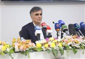 فرزین: پیشفروش ارز در دستور کار بانک مرکزی است