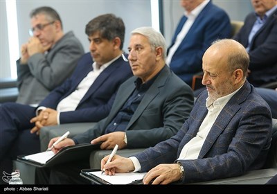 مراسم عرضه پنجمین اوراق صکوک مرابحه ارزی مرکز مبادله ایران