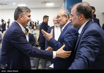 مراسم عرضه پنجمین اوراق صکوک مرابحه ارزی مرکز مبادله ایران
