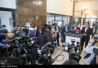 مراسم عرضه پنجمین اوراق صکوک مرابحه ارزی مرکز مبادله ایران