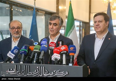 مراسم عرضه پنجمین اوراق صکوک مرابحه ارزی مرکز مبادله ایران