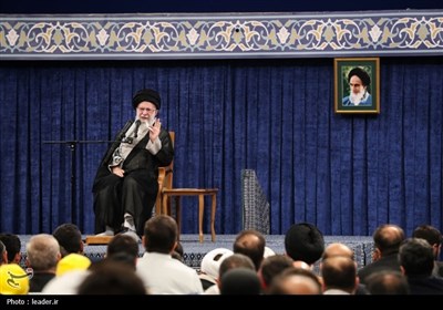مراسم بزرگداشت شهید رئیسی و شهدای خدمت با حضور رهبر انقلاب