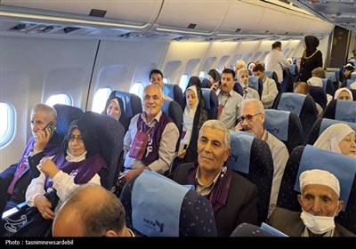 بدرقه پرشور حجاج اردبیلی به سوی سرزمین وحی و خانه خدا به روایت تصویر