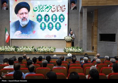 مراسم سالگرد رئیس جمهور شهدای خدمت در کویرتایر