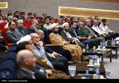 مراسم سالگرد رئیس جمهور شهدای خدمت در کویرتایر
