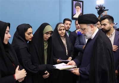 شهيد،رييسي،دولت،بندرعباس،كشور،معلمان،جامعه،ايران،سيزدهم،عنوا ...