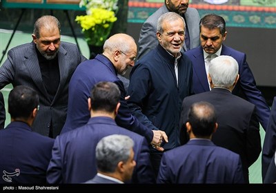مراسم بزرگداشت شهدای خدمت در مجلس