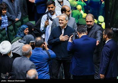 مراسم بزرگداشت شهدای خدمت در مجلس
