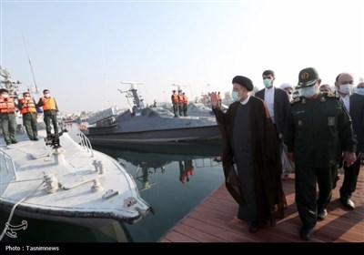 حضور شهید جمهور در میان دلاورمردان نیروهای مسلح در هرمزگان