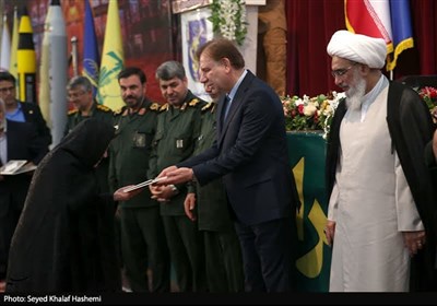 تجلیل از رزمندگان بوشهری در آزادی سنندج