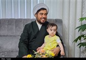 حضور آیت‌الله مظفری در منزل خانواده‌های چندفرزندی