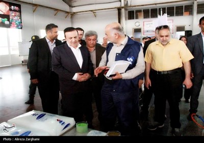 بازدید استاندار قزوین از واحدهای تولیدی و صنعتی