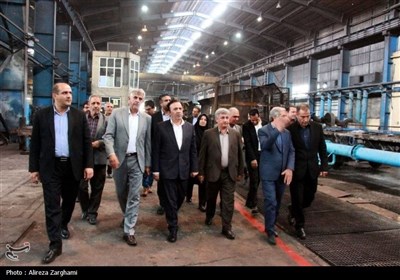 بازدید استاندار قزوین از واحدهای تولیدی و صنعتی