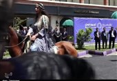 وقتی با بیتدبیری هویت زنان کُرد را زیر سؤال میبرند!