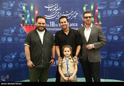 ساعت،كارگرداني،سالن،فيلم،اكران،سينمايي،آثار،سانس،مقاومت،مهدي ...