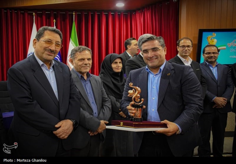 صادرکنندگان برتر زنجان ا حضور وزیر صمت تقدیر شدند