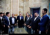 بازدید وزیر امور خارجه از آرامگاه حافظ و سعدی شیرازی