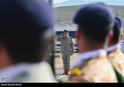 بازدید امیر ایرانی ازپادگان تکاوران نیروی دریایی ارتش