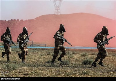بازدید امیر ایرانی ازپادگان تکاوران نیروی دریایی ارتش