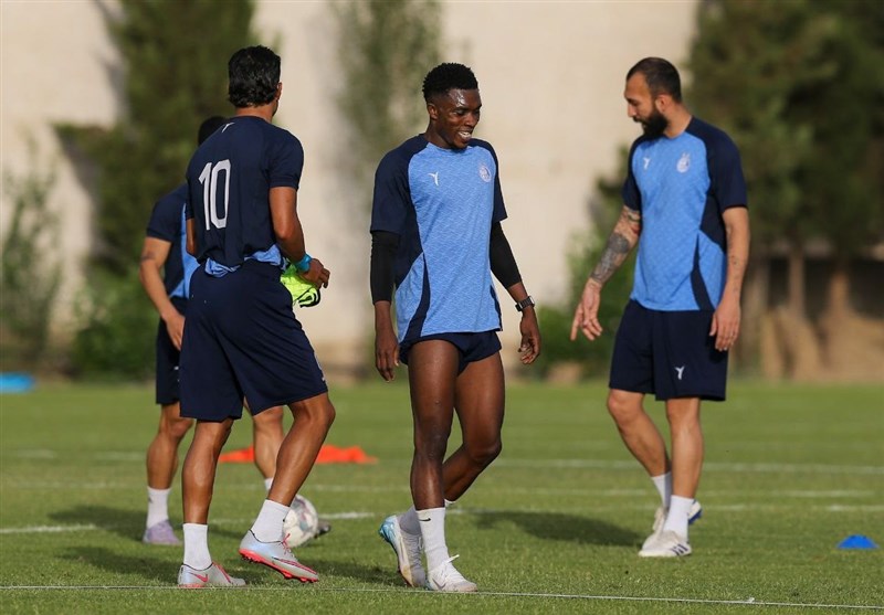 فوتبال , استقلال , 