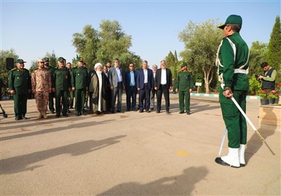 صبحگاه مشترک نیروهای مسلح یزد
