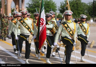 مراسم صبحگاه مشترک نیروهای‌ مسلح - همدان