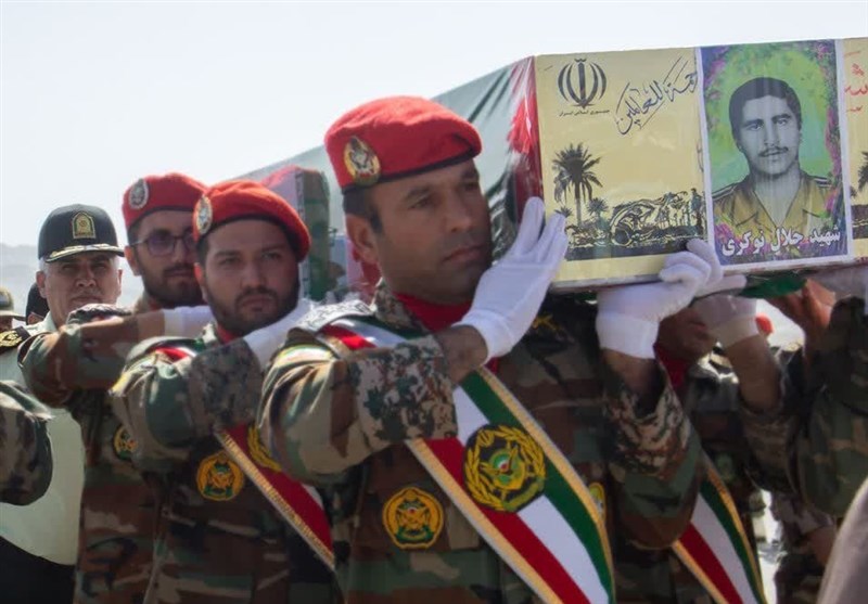 استقبال از پیکر مطهر شهید «جلال نوکری» در زاهدان+ تصاویر