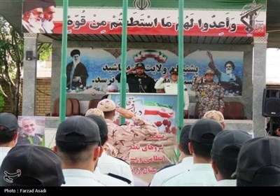 صبحگاه مشترک نیروهای مسلح در استان مرکزی