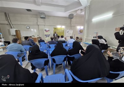 افتتاح مرکز نیکوکاری دوخت لباس امین با حضور مدیرکل کمیته امداد