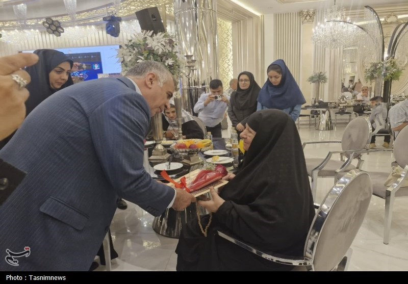 تقدیر از مدال آوران و قهرمانان ورزشی چهاردانگه