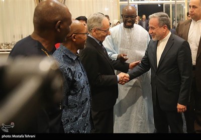 طهران تحتفل بیوم أفریقیا بحضور وزیر الخارجیة والسفراء الأجانب