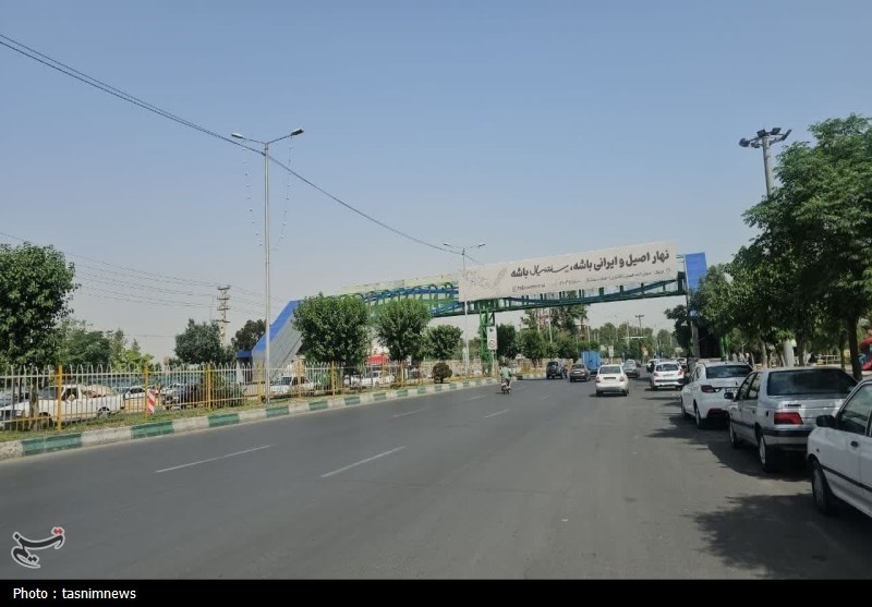 بلاتکلیفی 12ساله تنها پل برقی ورامین مقابل بیمارستان 15خرداد