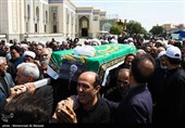 مراسم تشییع حجت الاسلام و المسلمین یوسف پور در قم
