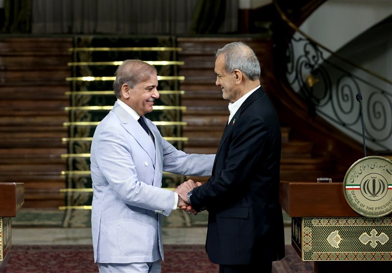 Iran Stresses Collaboration with Pakistan to Ensure Border Security