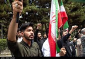 اجتماع دانشجویی در حمایت از حق غنی‌سازی اورانیوم