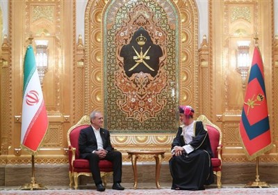 الرئیس بزشکیان: نقدر الدور البناء لعُمان فی المفاوضات