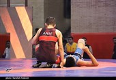 مسابقات بین‌المللی کشتی فرنگی نوجوانان در کرمان