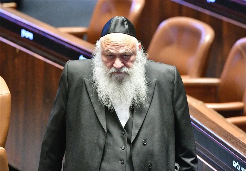 הכחשות בלשכת גולדקנופף: &quot;אין כוונה לפרוש מיד – אך צעדים דרסטיים נשקלים לאחר חג השבועות&quot;