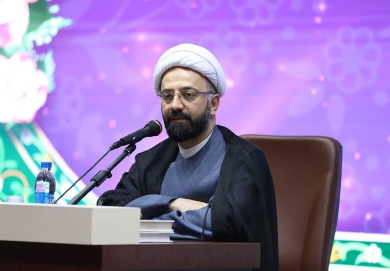برگزاری پویش «خط به خط با روح‌الله» در دانشگاه‌ها