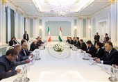 عارف: العلاقات السیاسیة بین إیران وطاجیکستان وصلت إلى أفضل مستویاتها