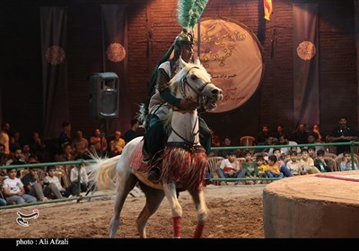 تعزیه‌خوانی یزدی‌ها در سوگواره ملی تعزیه ده‌زیار 