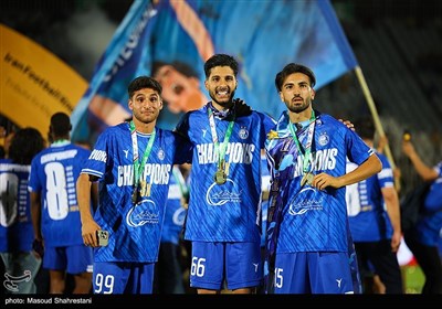 استقلال قهرمان جام حذفی فوتبال
