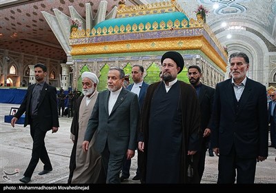 تجدید میثاق کارکنان وزارت امور خارجه با آرمان‌های امام خمینی (ره)