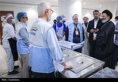 دیدار صمیمی سرپرست حجاج ایرانی با زائران کشورمان در مکه مکرمه