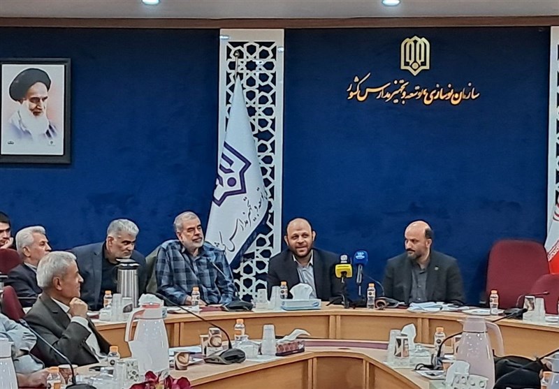 وجود مدرسه و دانش‌آموز تضمین‌کننده کیفیت یادگیری نیست 