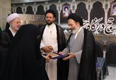 حجة الإسلام نواب: الأمهات الفلسطینیات صابرات کهاجر فی تقدیم إسماعیلهنّ شهداء